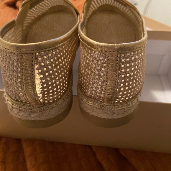 **be sure to read description** MK slip on espadrille - Picture 5 of 7